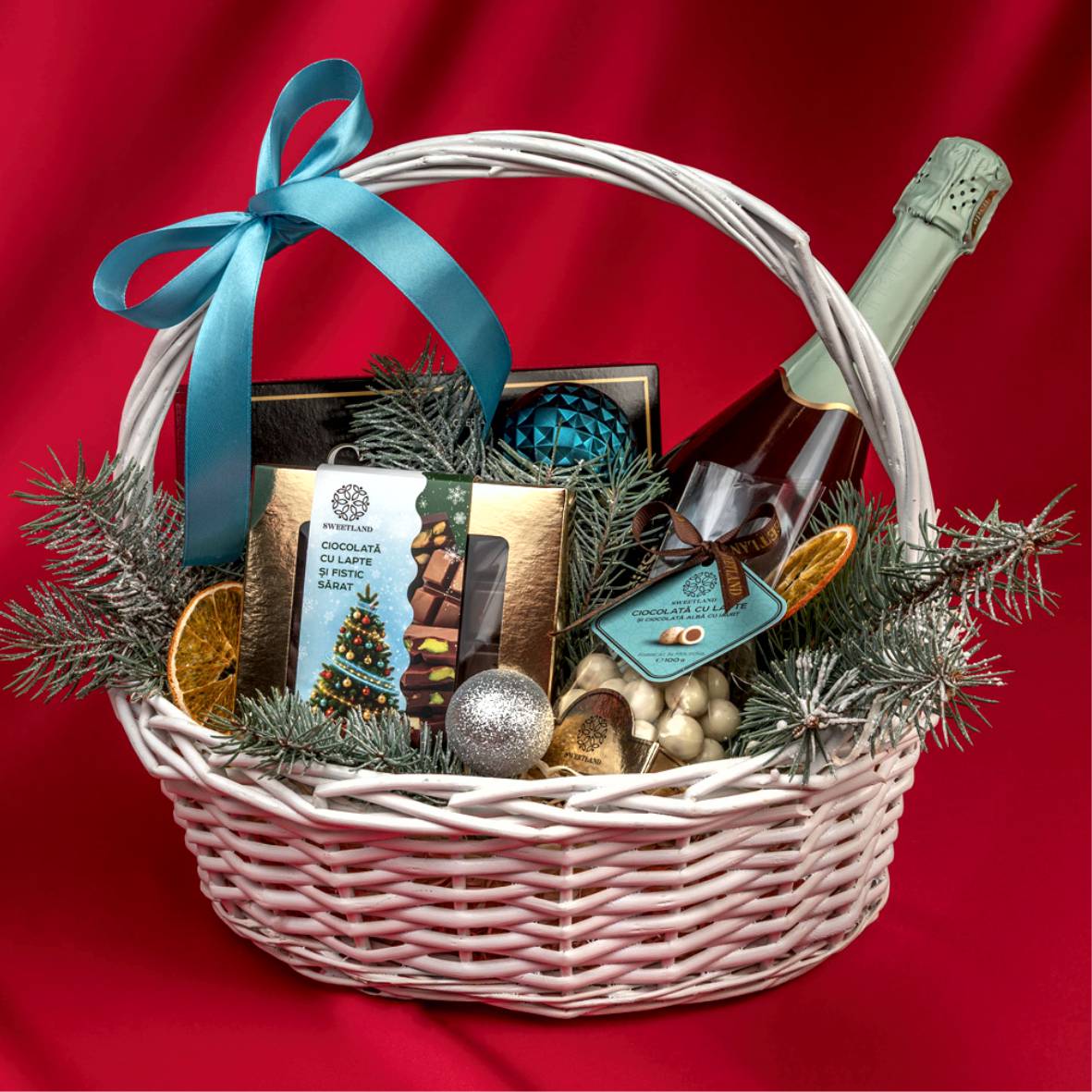 Праздничная корзина “С Новым годом!”